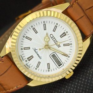 Vintage 1975 Citizen Automatic mens Gold Watch W/daydate & Leather Strap Japan